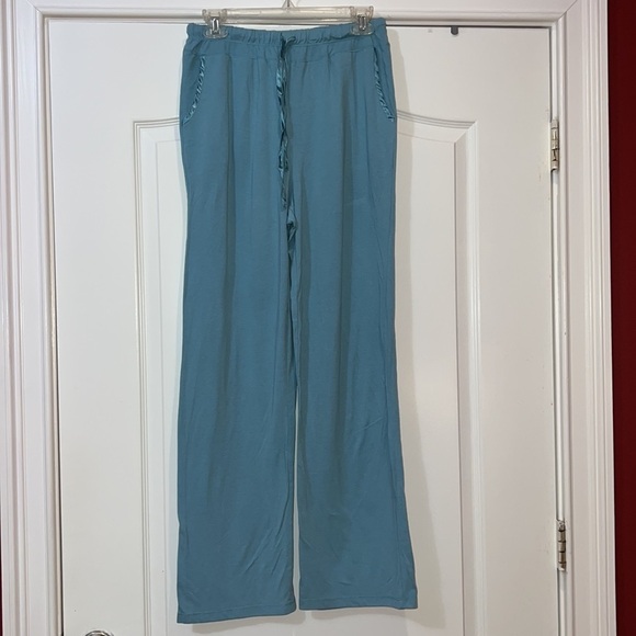 Croft & Barrow Women’s Pajama Set Size Small - Picture 4 of 11